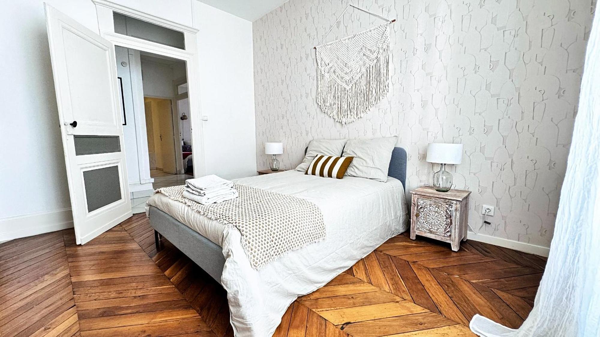 Suite Cinnabar Oullins Extérieur photo